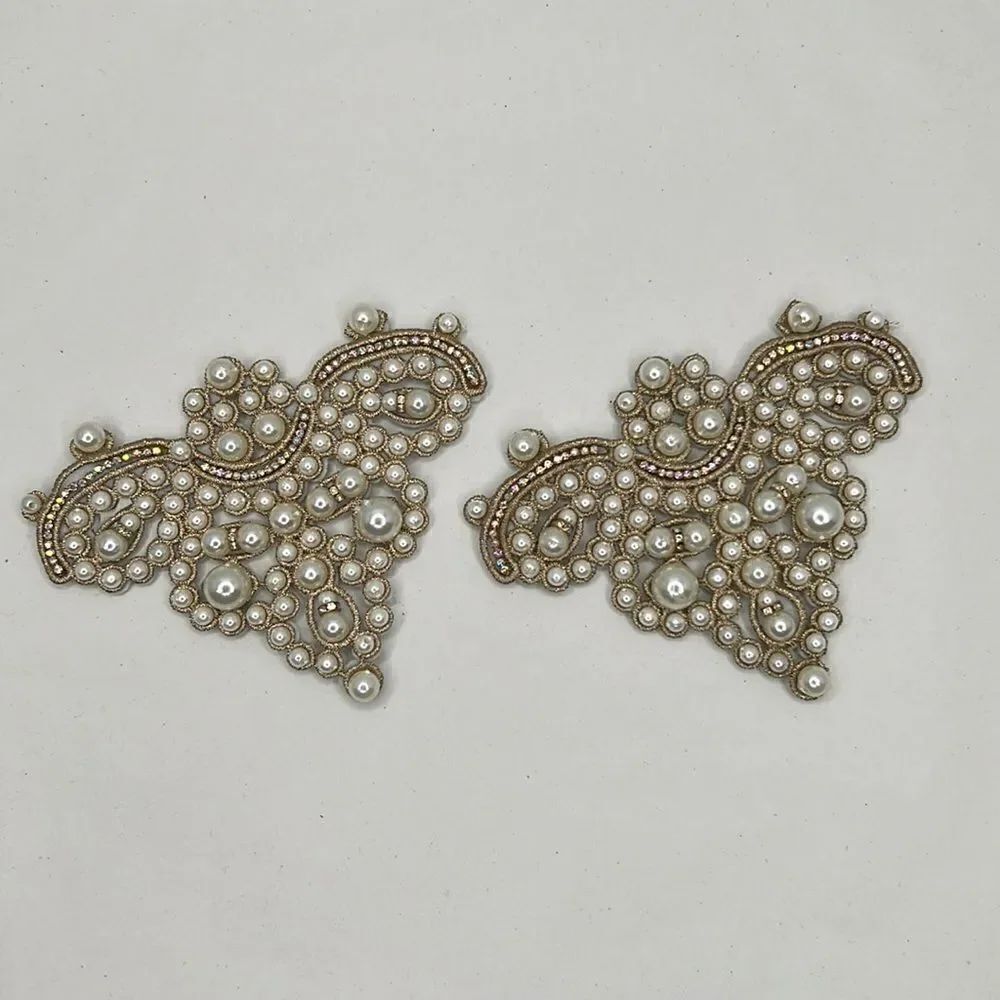 Pair of faux pearl and rhinestone appliqués for shoes or clothing